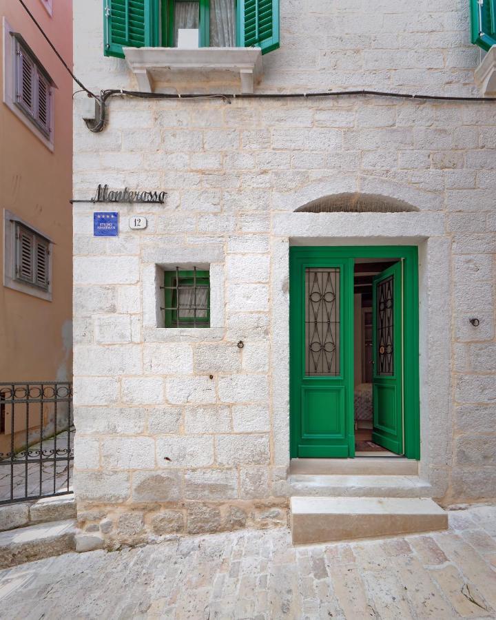 Monterosso City Center ロヴィニ エクステリア 写真
