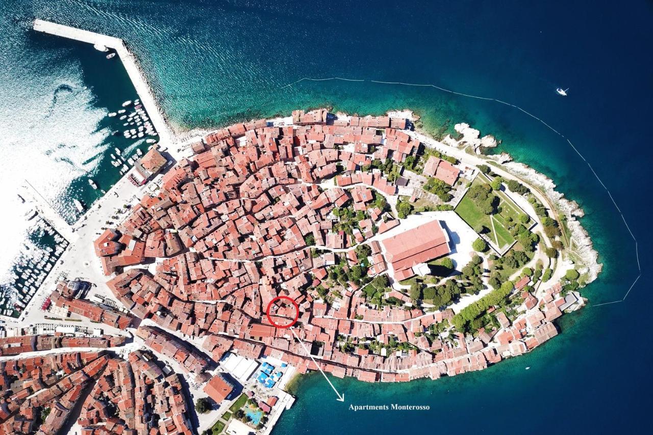 Monterosso City Center ロヴィニ エクステリア 写真
